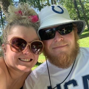 Meet your Posher, Adam